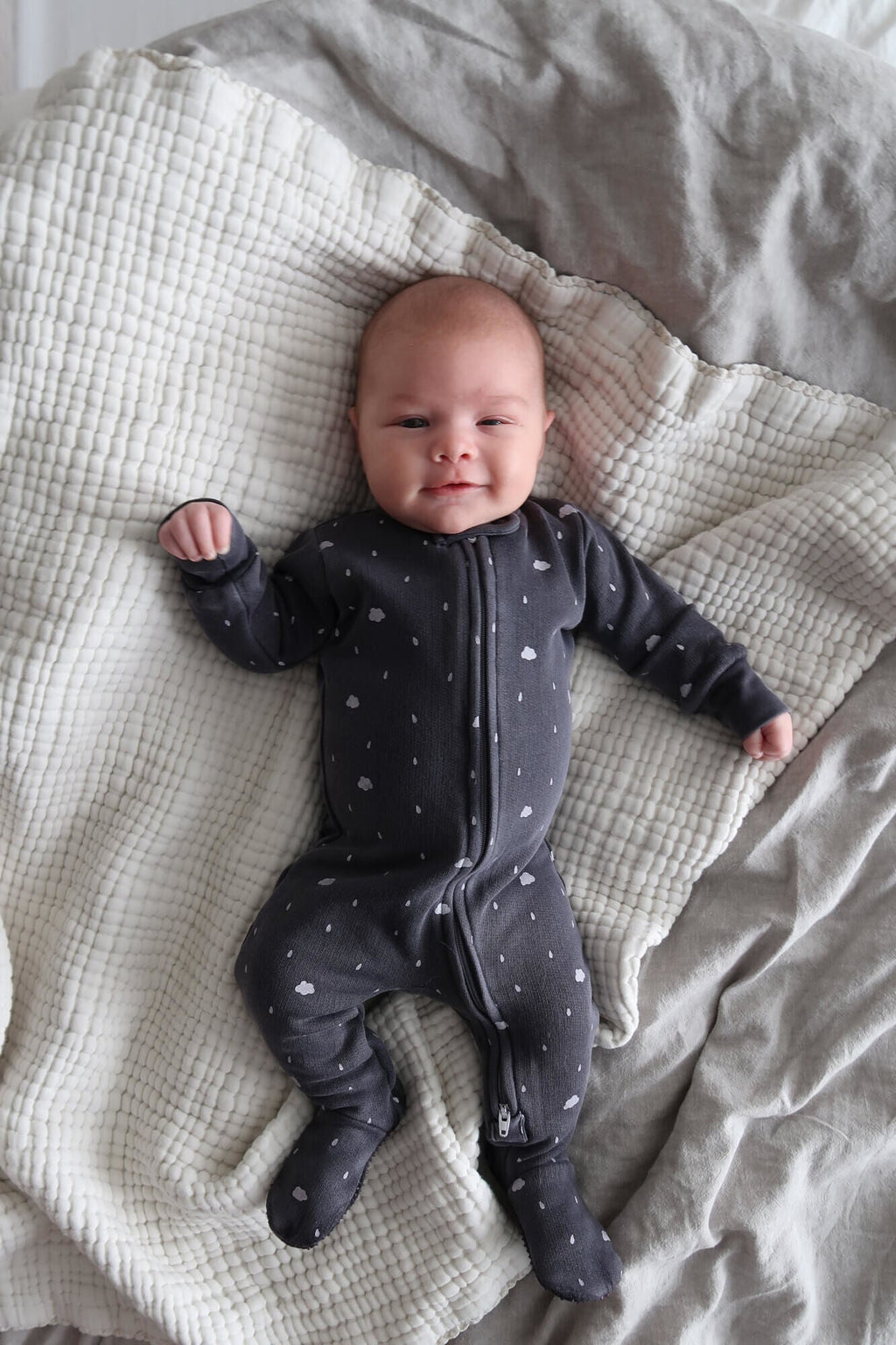 Coal Clouds - Organic Cozy Zipper Footie