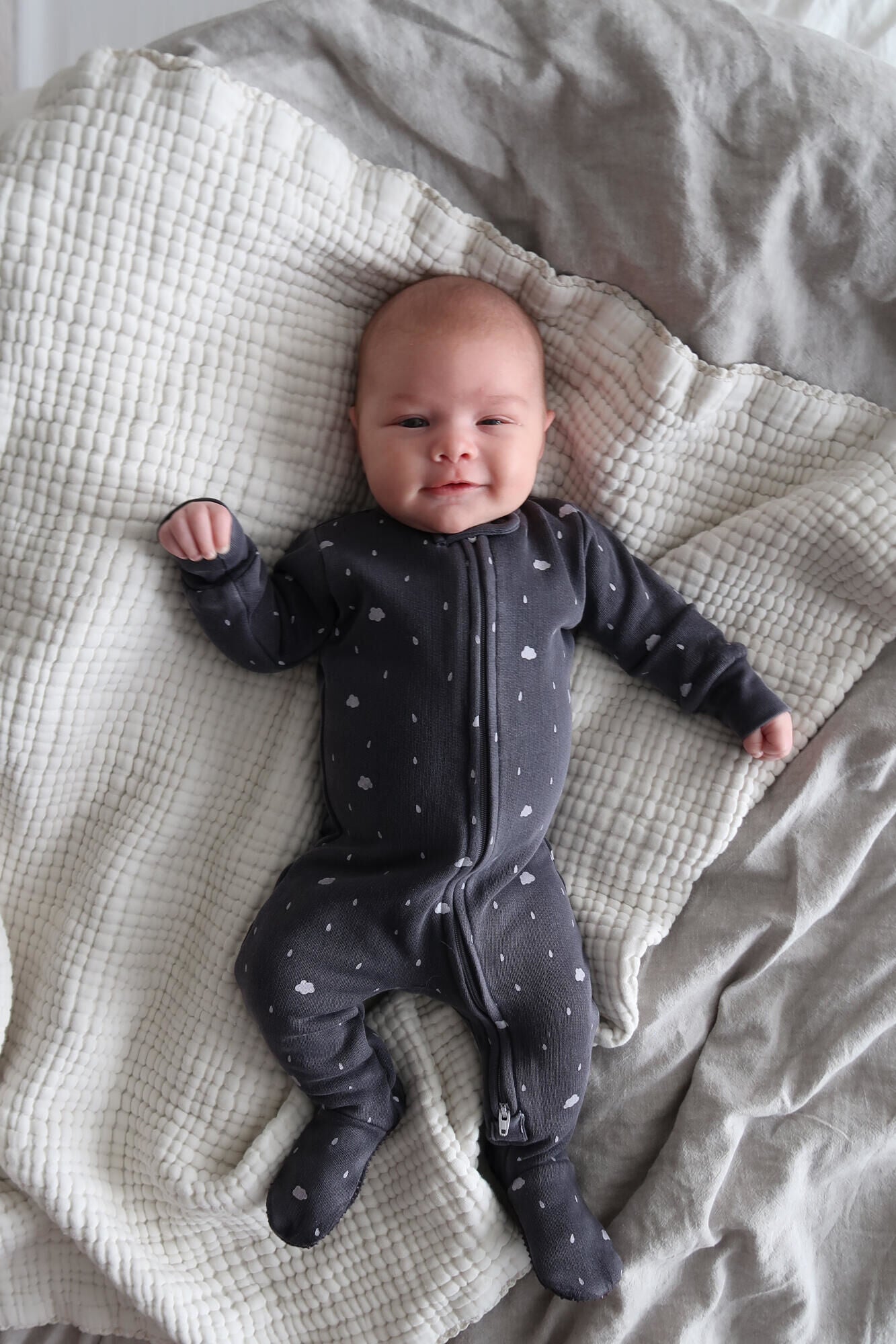 Coal Clouds - Organic Cozy Zipper Footie