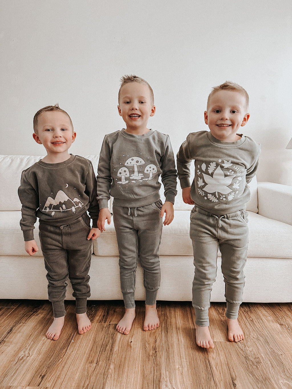 Bark Mountains - Organic Cozy Graphic Sweatshirt & Jogger Set