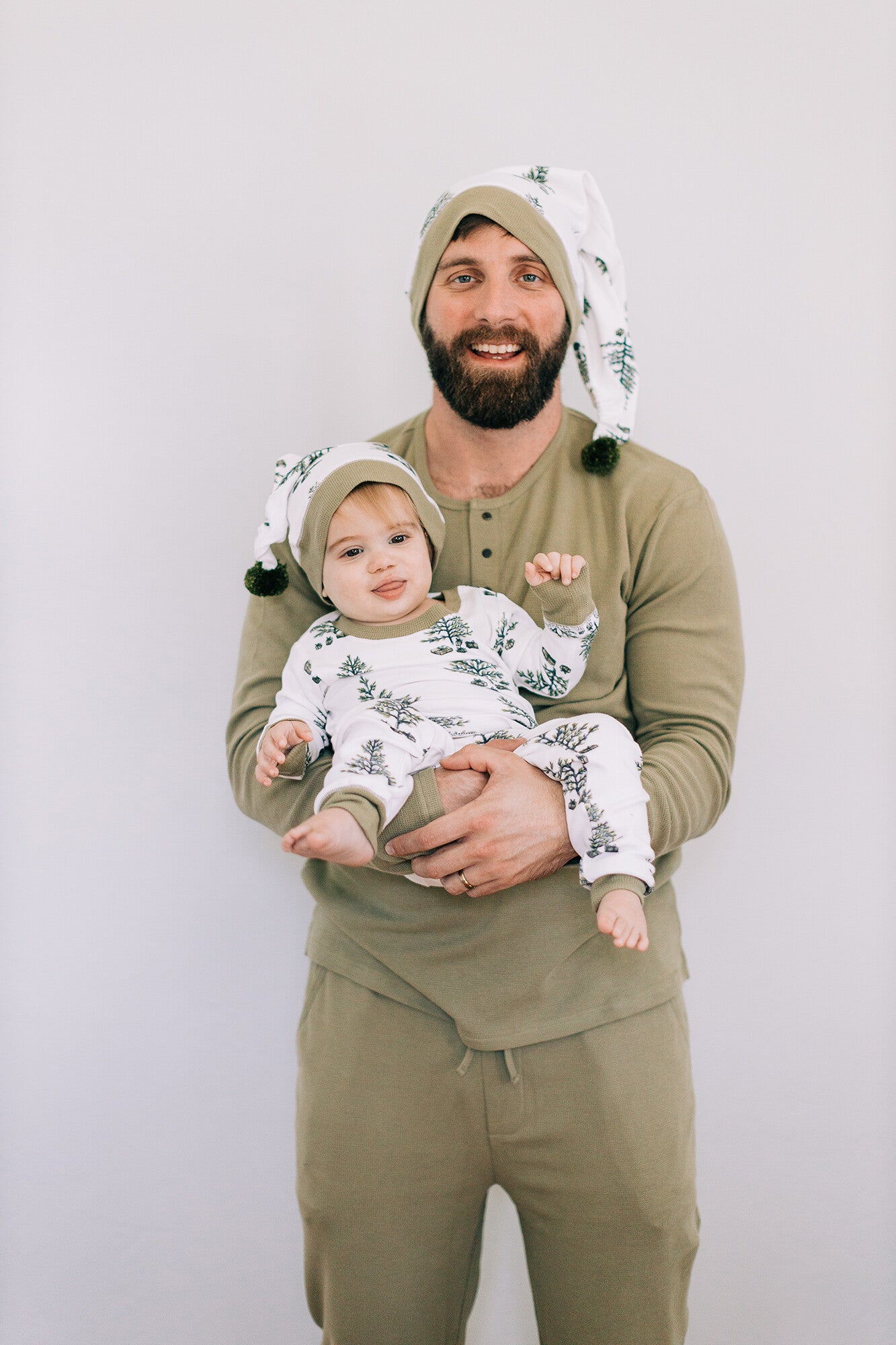 Under The Tree - Kids' Organic Holiday PJ & Cap Set
