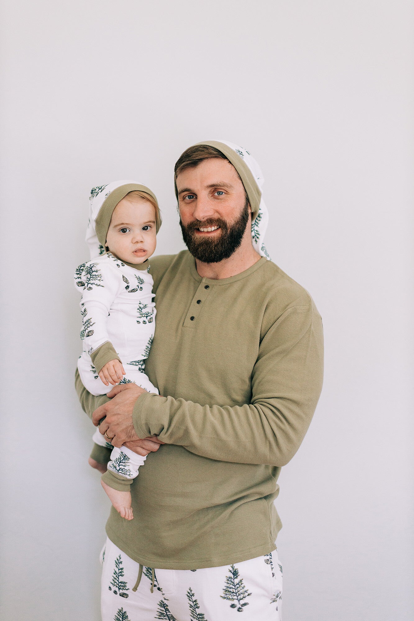 Under The Tree - Kids' Organic Holiday PJ & Cap Set