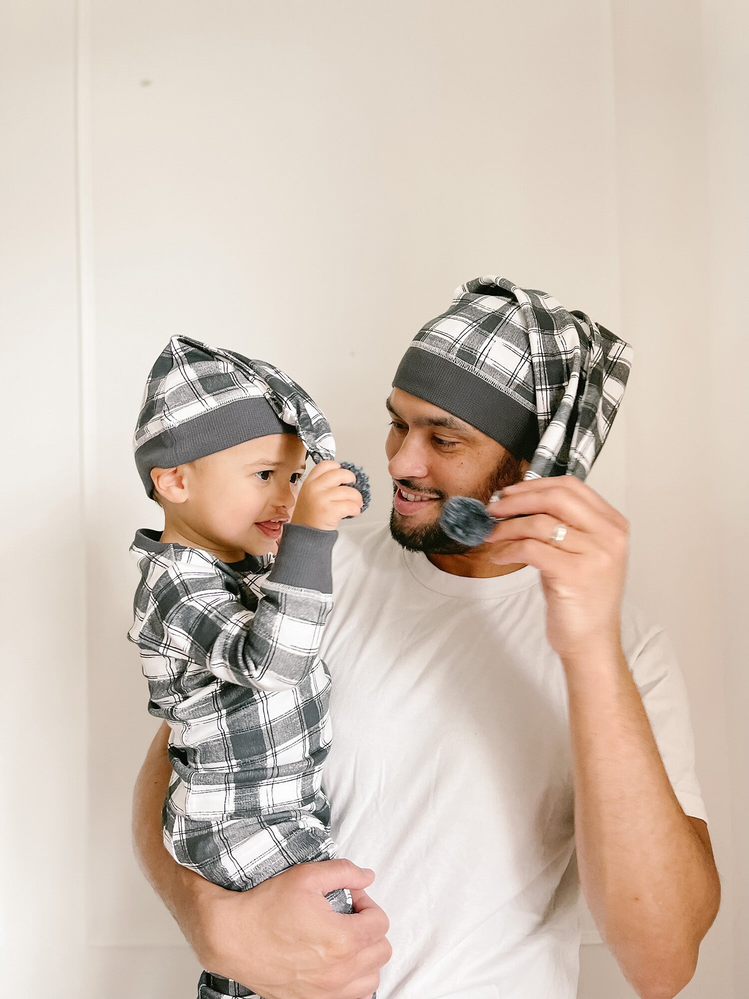 Winter's Night - Kids' Organic Holiday PJ & Cap Set