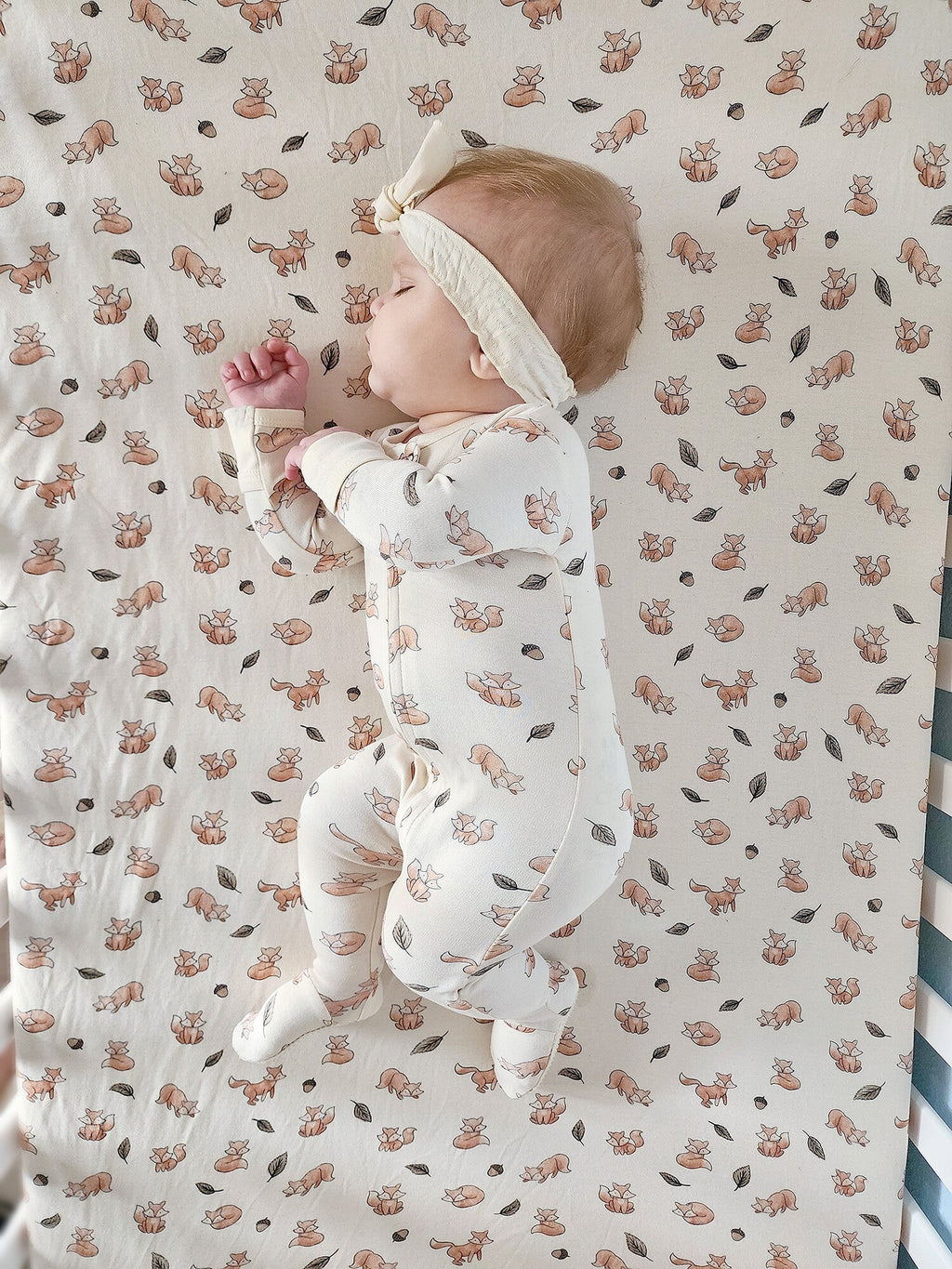 Foxy - Organic Crib Sheets