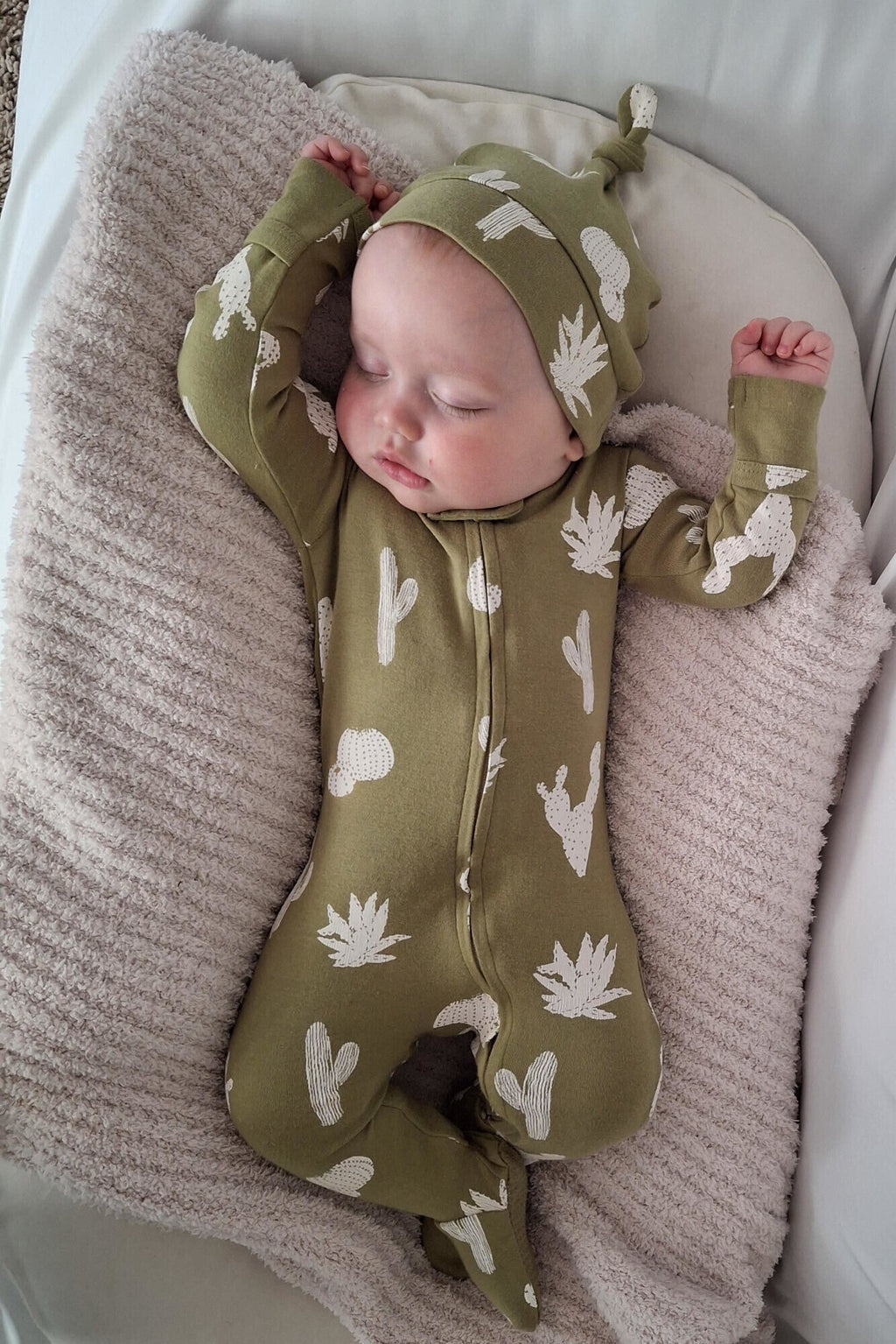 Sage Cactus - Organic Knotted Hat