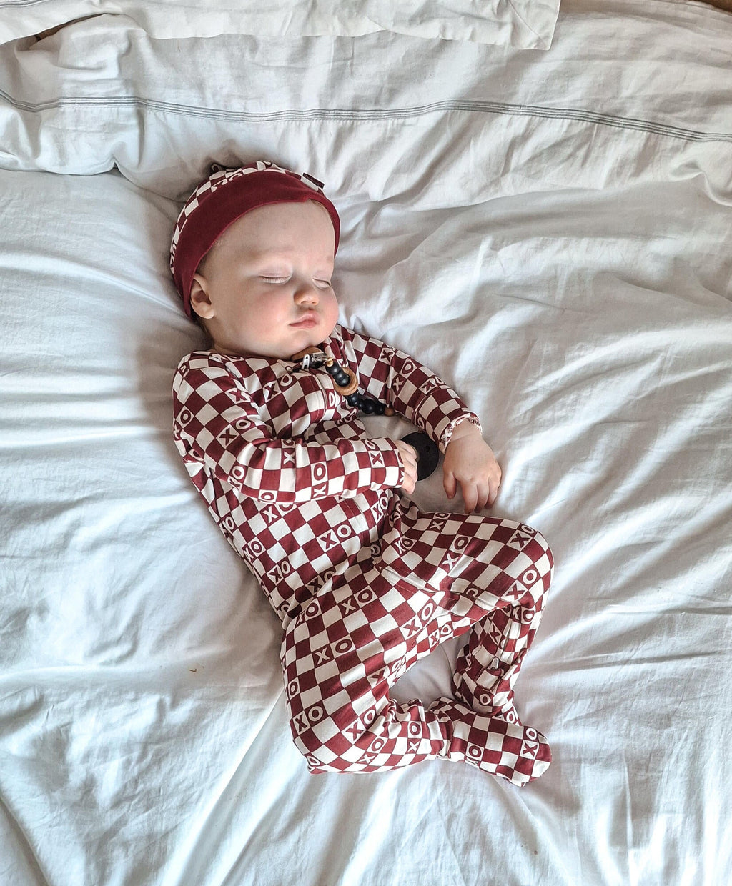 Crimson XO Checker - Organic Knotted Hat