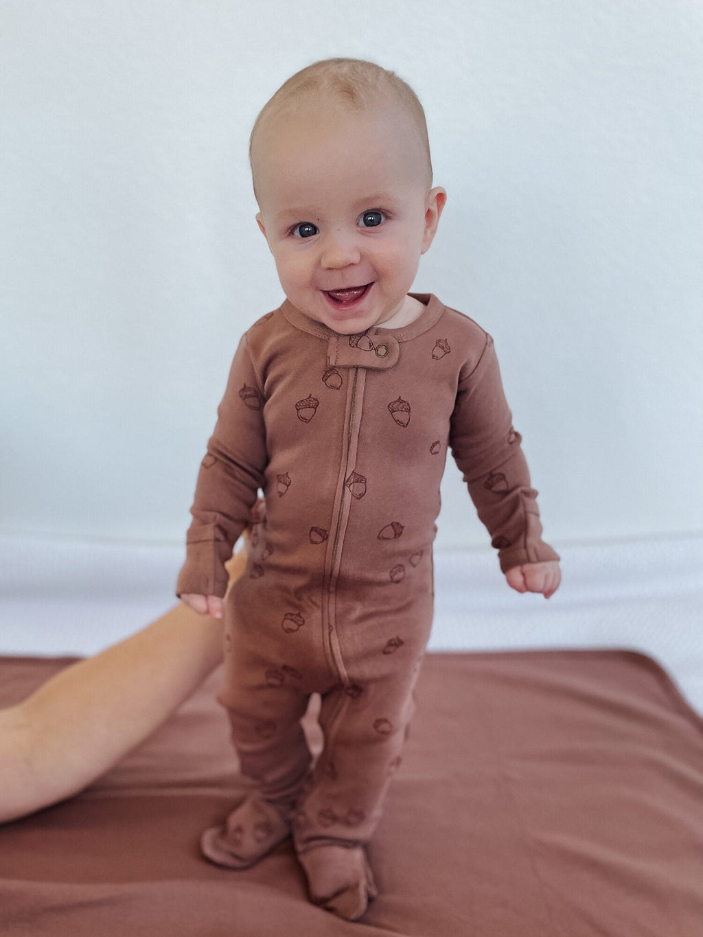 Latte Acorn - Organic Embroidered Zipper Footie