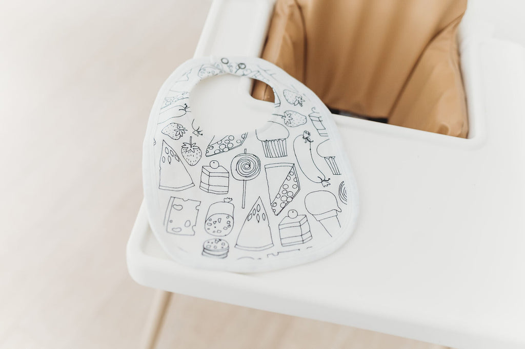 Snacks - Organic 2-Layer Reversible Bib