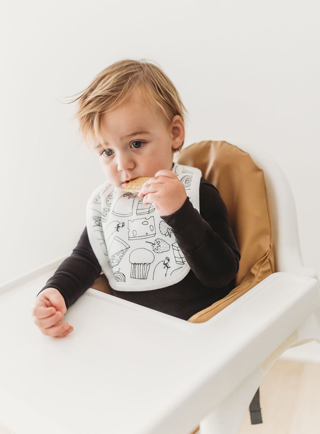 Snacks - Organic 2-Layer Reversible Bib