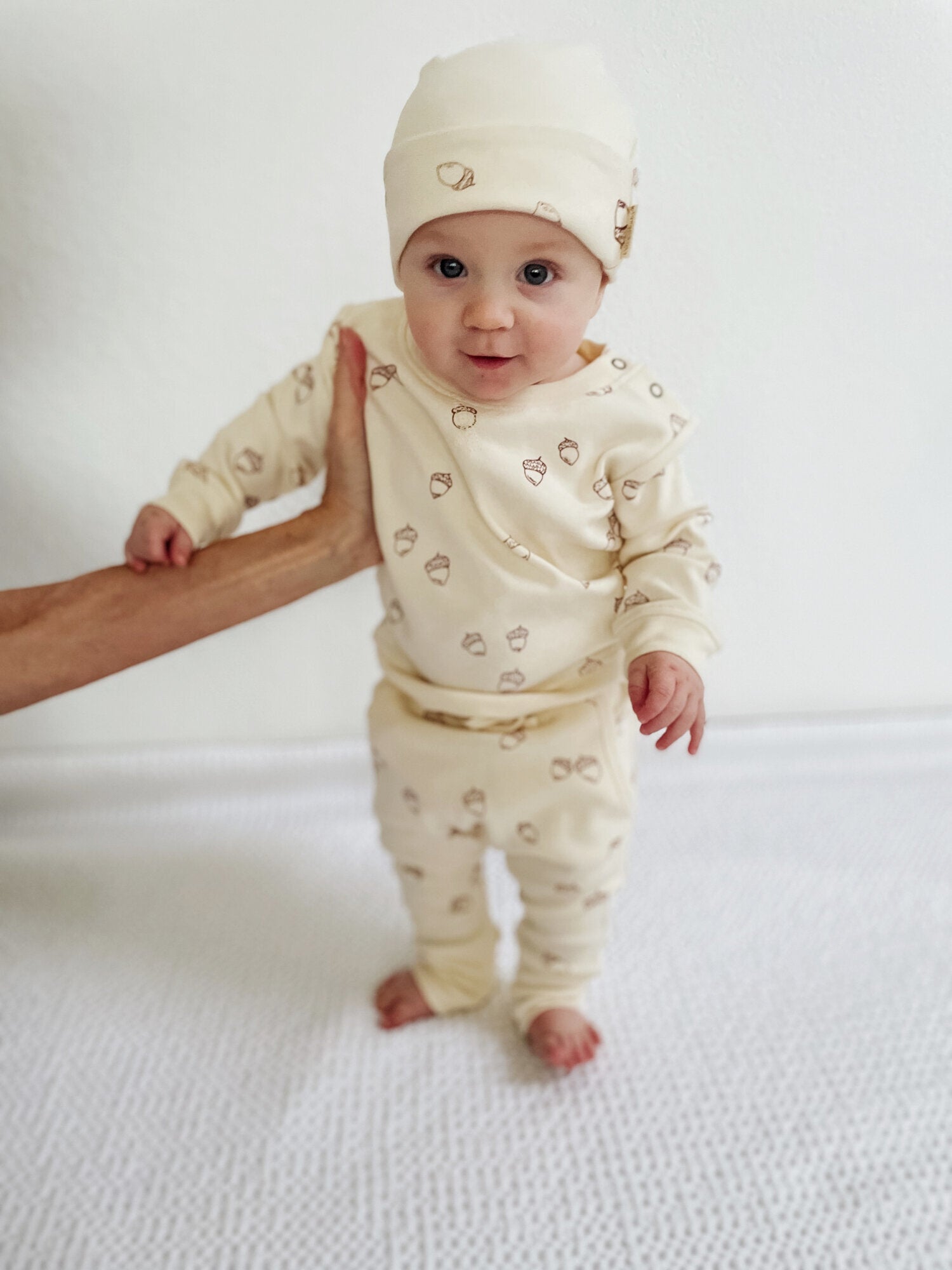 Buttercream Acorn - Organic Sweatshirt & Jogger Set