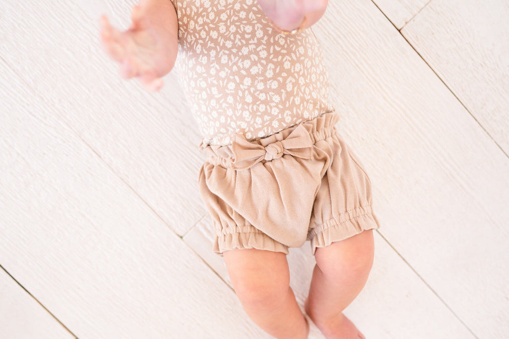 Oatmeal Ditsy Floral - Organic Criss-Cross Bodysuit and Ruffle Bloomer Set