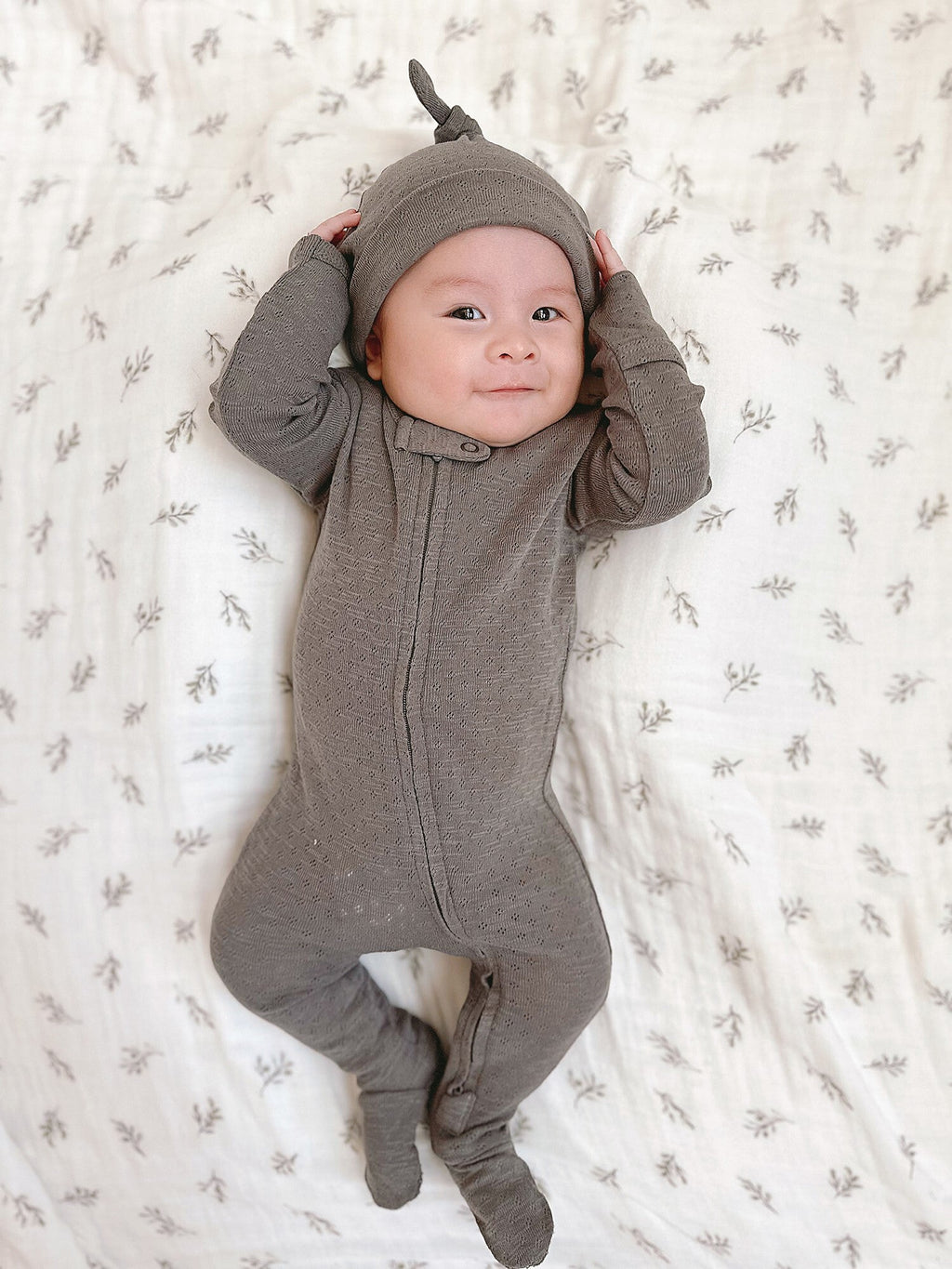 Feather - Pointelle Organic Knotted Hat