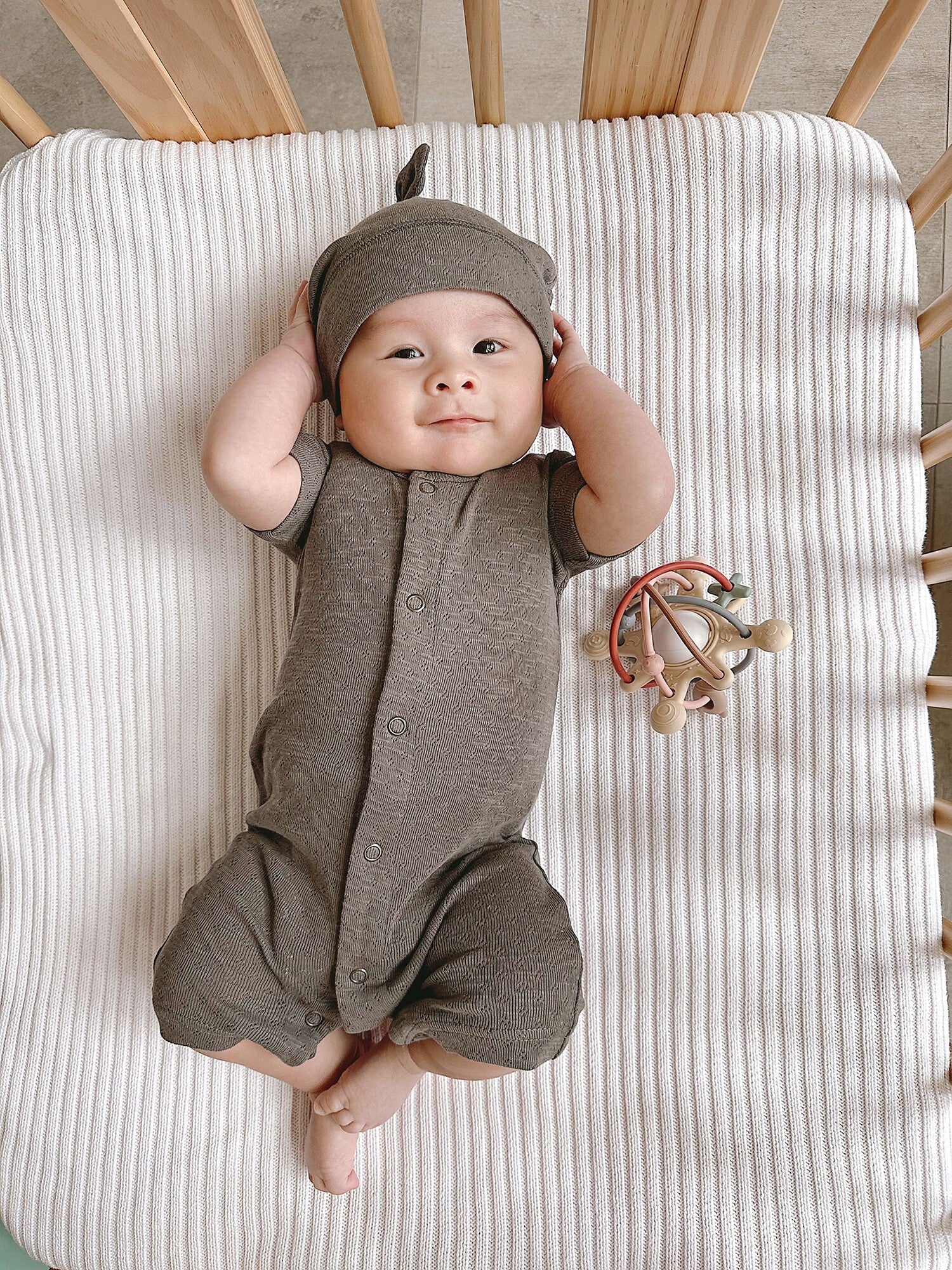 Feather - Pointelle Organic Knotted Hat