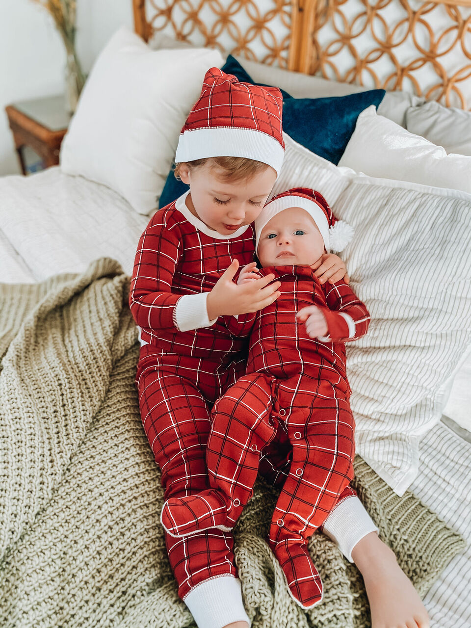 Santa Baby - Kids' Organic Holiday PJ & Cap Set